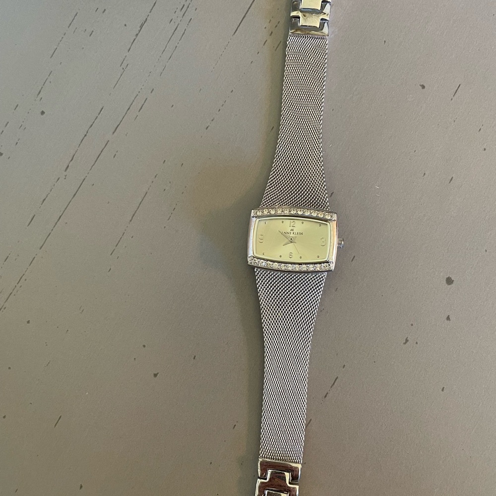Watch Anne Klein (used)